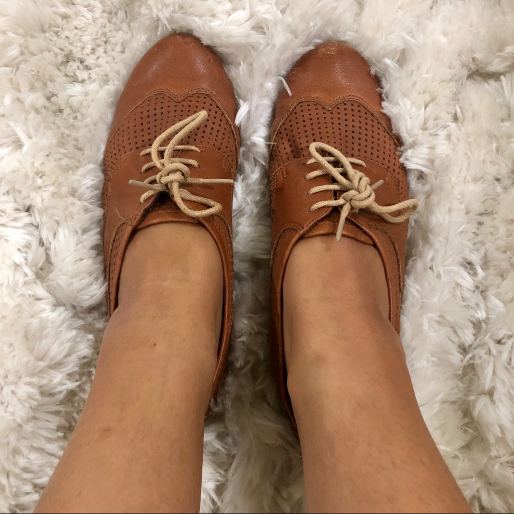 Hinge Flats